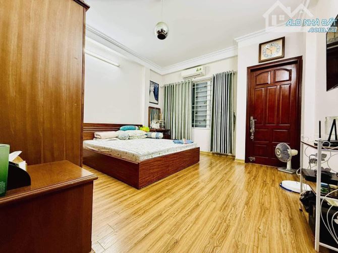 SIÊU PHẨM ĐÓN TẾT - THUỴ KHUÊ TÂY HỒ - 50m2 3 THOÁNG - GẦN HỒ TÂY - NGÕ THÔNG - 9.99 TỶ