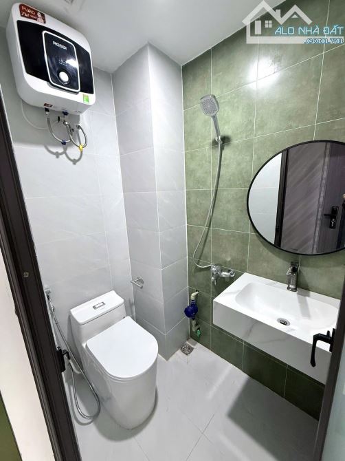 CCMN xây mới 6 tầng thang máy Yên Duyên, oto tránh 30m, 70m2 x 20 phòng full đồ. Giá 19 tỷ