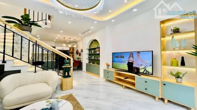 BÁN NHÀ MỚI PHỐ TỪ HOA, NGÕ THOÁNG, GẦN HỒ, TẶNG NỘI THẤT, 50M2, 13 TỶ