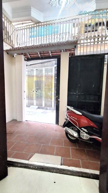 Siêu hiếm Đống Đa Hào Nam - Ngõ thông - 2 thoáng - Dân xây