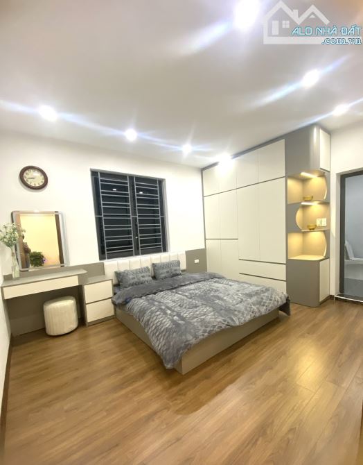 Chung cư Nguyễn Chánh 02 ngủ full nội thất đẹp hiện đại