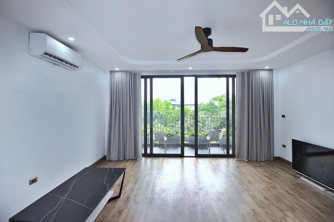 Bán nhà Phố ÂU CƠ - HỒ TÂY, DT 136m2 x 6T OTO-THANG MÁY-KINH DOANH, thuê 120tr/th 27,88 tỷ - 2