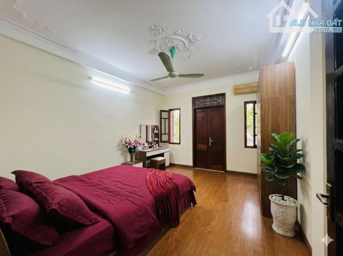 SIÊU PHẨM HÀO NAM - NGÕ THÔNG KD DT54/58M2 X 4TẦNG – GẦN GA TẦU ĐIỆN CÁT LINH – NHỈNH 14