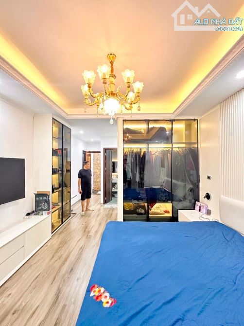 Giảm 2 tỷ - NHÀ 7 TẦNG THANG MÁY HỒ TÂY – Ở SƯỚNG – VỊ TRÍ HIẾM