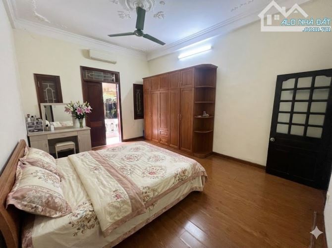 SIÊU PHẨM HÀO NAM - NGÕ THÔNG KD DT54/58M2 X 4TẦNG – GẦN GA TẦU ĐIỆN CÁT LINH – NHỈNH 14