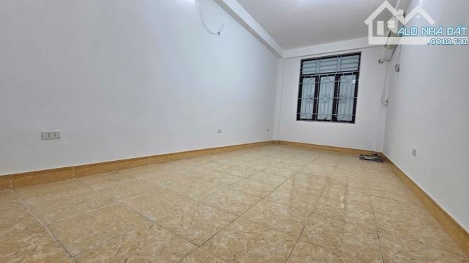 BÁN NHÀ THUỴ KHUÊ TÂY HỒ - GẦN PHỐ - SỐ VUÔNG - VỊ TRÍ ĐẸP NGÕ THÔNG - 2 THOÁNG TRƯỚC SAU