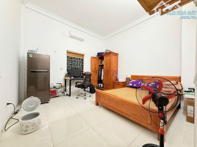 TRƯƠNG ĐỊNH – NGÃ TƯ BẠCH MAI , NGÕ THÔNG RỘNG – NHÀ ĐẸP Ở NGAY 50m2 Giá 12 tỷ