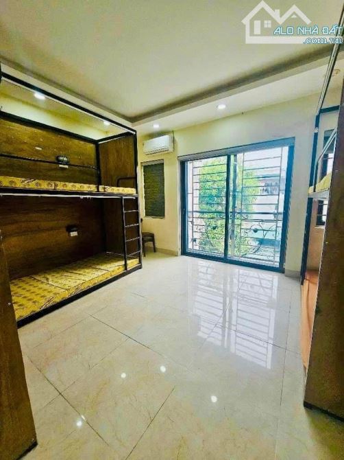 13.2 TỶ | 72M² | 6 TẦNG THANG MÁY | MT 5.7M | CÁCH PHỐ 20M | TRƯƠNG ĐỊNH – HBT |