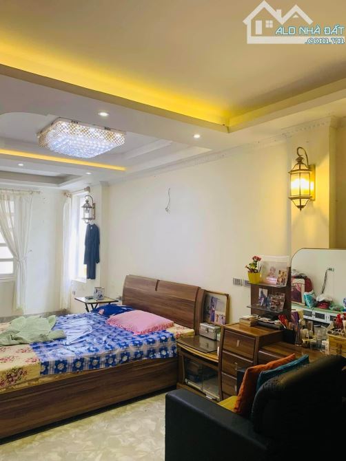 HIẾM MẶT PHỐ LÊ ĐẠI HÀNH 48m2 x 5 Tầng Mt4m 20 tỷ VỈ HÈ RỘNG, NHÀ ĐẸP, KINH DOANH TỐT