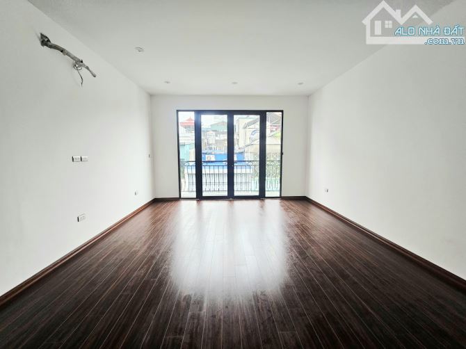 BÁN NHÀ NGUYỄN NGỌC NẠI - MỚI ĐẸP - THANG MÁY - GẦN PHỐ - CHỈ 10.2 TỶ.