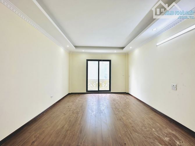 12.9 TỶ-45M2-6 TẦNG THANG MÁY-Ô TÔ KINH DOANH-NAM DƯ-ĐẠI ĐỒNG-HM