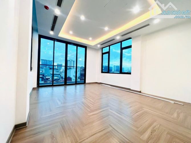 Bán toà VP kết hợp ở Vũ Phạm Hàm - 35 Tỷ - 75m, 9 tầng có hầm, gara ô tô 7 chỗ