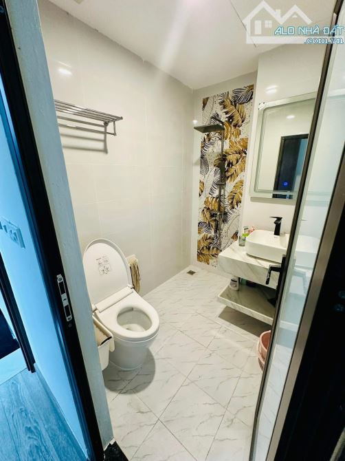 15m ra phố - Trường Chinh 40m2 - Ô TÔ TRÁNH - 6 tầng kinh doanh chỉ hơn 17 tỷ