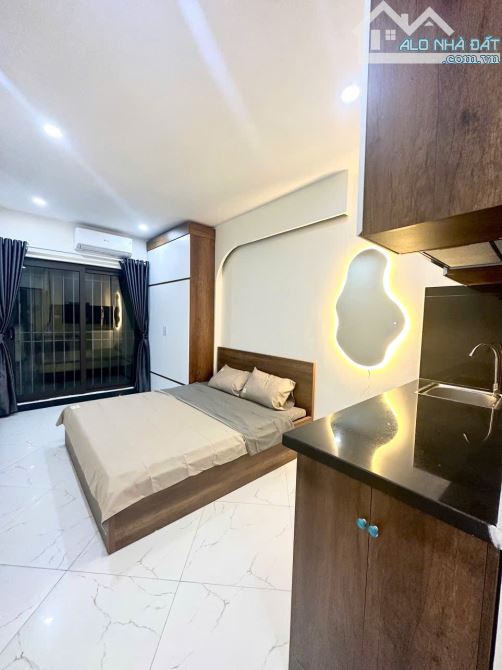 XÃ ĐÀN - ĐỐNG ĐA - GÀ ĐẺ TRỨNG VÀNG - 18P KHÉP KÍN - DOANH THU 120TR/TH - VIEW XÃ ĐÀN