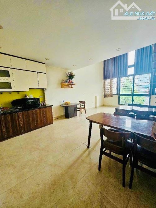 13.2 TỶ | 72M² | 6 TẦNG THANG MÁY | MT 5.7M | CÁCH PHỐ 20M | TRƯƠNG ĐỊNH – HBT |