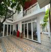 Bán Biệt thự VIP có sân vườn Nguyễn Văn Trỗi - DT 16.8x15.75m - HĐT 50tr/th - Giá 45 tỷ