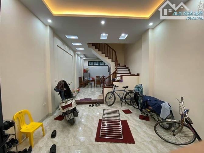 BÁN NHÀ 5 TẦNG 50M2 - HOÀNG QUỐC VIỆT, CẦU GIẤY - GIÁ 12.9 TỶ