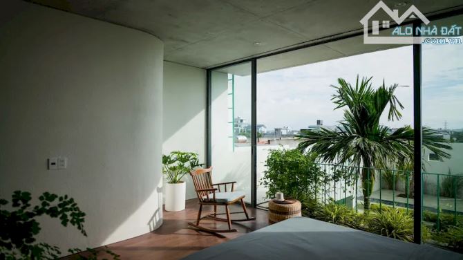 NHÀ MỚI TRÍCH SÀI, TẶNG NỘI THẤT, GIẾNG TRỜI, NGÕ THOÁNG, GẦN HỒ, 52M, 13,5 TỶ