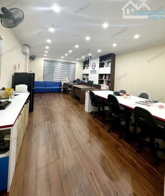 BÁN NHÀ PHỐ NGUYỄN CHÁNH 65m2 × 7T THANG MÁY. BA Ô TÔ TRÁNH ĐỖ THOẢI MÁI + VỈA HÈ