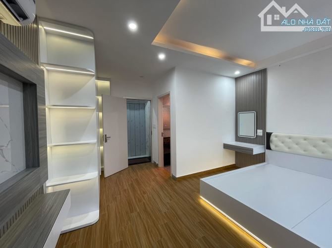 BÁN NHÀ SIÊU ĐẸP - THANG MÁY - VŨ TÔNG PHAN – KINH DOANH - GẦN PHỐ - 35M2*7T