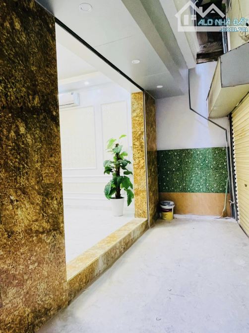 8.5 TỶ-38M2-4 TẦNG-4 NGỦ-121 KIM NGƯU-FUL NỘI THẤT-HBT