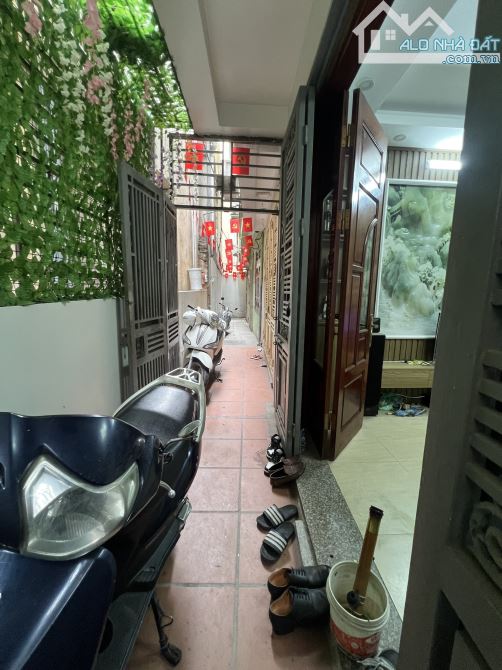 Chính Chủ bán nhà Kim Ngưu, Hai Bà Trưng, 5T, 3PN , 6,7 tỷ