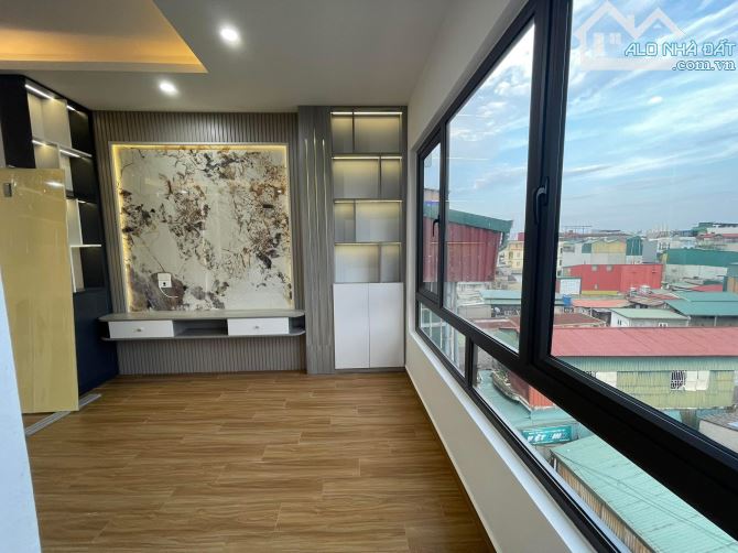 BÁN NHÀ SIÊU ĐẸP - THANG MÁY - VŨ TÔNG PHAN – KINH DOANH - GẦN PHỐ - 35M2*7T