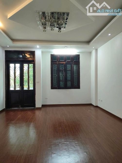 PHÂN LÔ KĐT ĐẠI KIM, NGUYỄN CẢNH DỊ HOÀNG MAI, 58M,4T,MT4.5M, VỈA HÈ, Ô TÔ, KINH DOANH