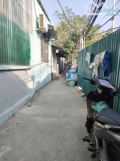 Bán gấp giá rẻ Giải Phóng 63m, cấp 4, mặt tiền 4.5m, 950 triệu Hoàng Mai.