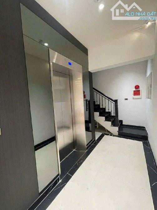 Bán Tòa Nhà Phố Nguyễn Du,Quang Trung, 90m2 x 8 Tầng Thang máy, thiết kế đẳng cấp