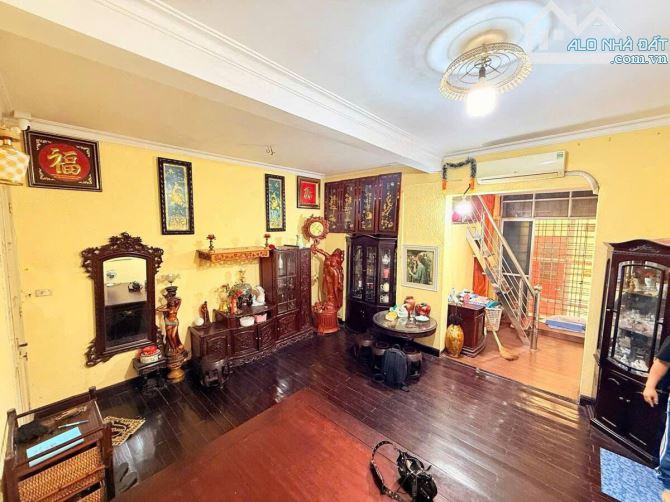 LÔ GÓC – DIỆN TÍCH KHỦNG 180M² SỬ DỤNG – DUPLEX 2 TẦNG – 1 NHÀ RA PHỐ TÂY SƠN