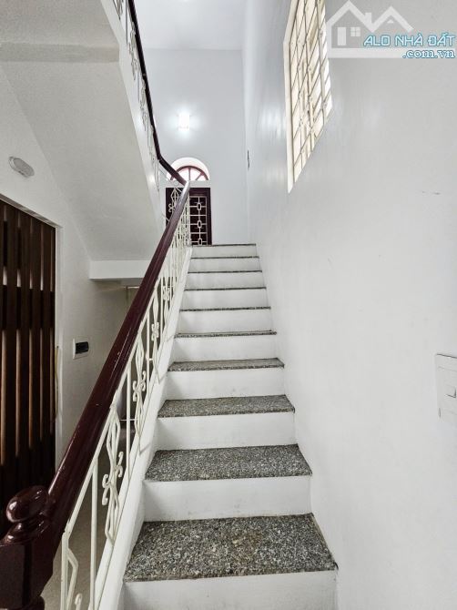 CHỦ BÁN GẤP NHÀ TÂY HỒ - LÔ GÓC - BA GÁC ĐỖ CỬA - NGÕ THÔNG KINH DOANH - MẶT TIỀN VÀNG