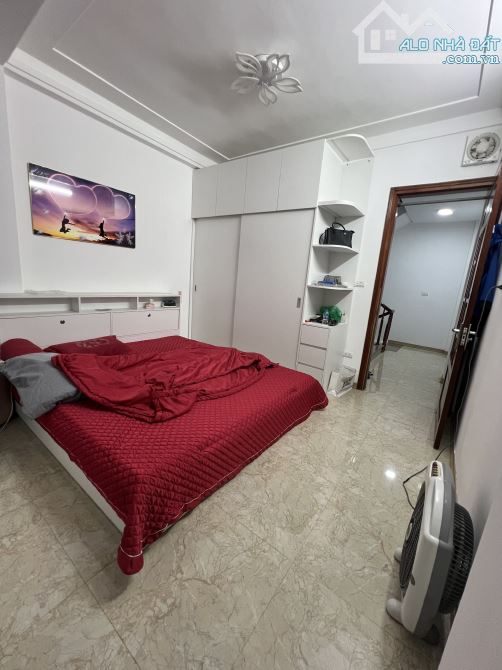 Chính Chủ bán nhà Kim Ngưu, Hai Bà Trưng, 5T, 3PN , 6,7 tỷ