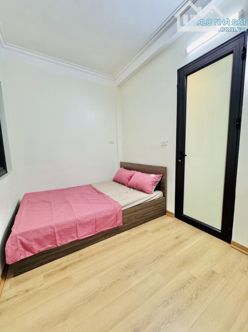 CHÍNH CHỦ BÁN NHÀ PHỐ THỊNH LIỆT -GIẢI PHÓNG -HOÀNG MAI 28M 3PN GIÁ 6,2 TỶ GẦN OTO