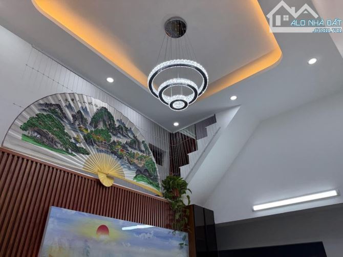 BÁN NHÀ HAI BÀ TRƯNG – 36m² – 5 TẦNG – MẶT TIỀN MIÊN MAN