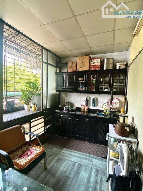 Chỉ 4,39 tỷ tập thể Trần Khánh Dư, Hoàn Kiếm, Tầng 2, Sổ to, 65m2 2pn ở ngay