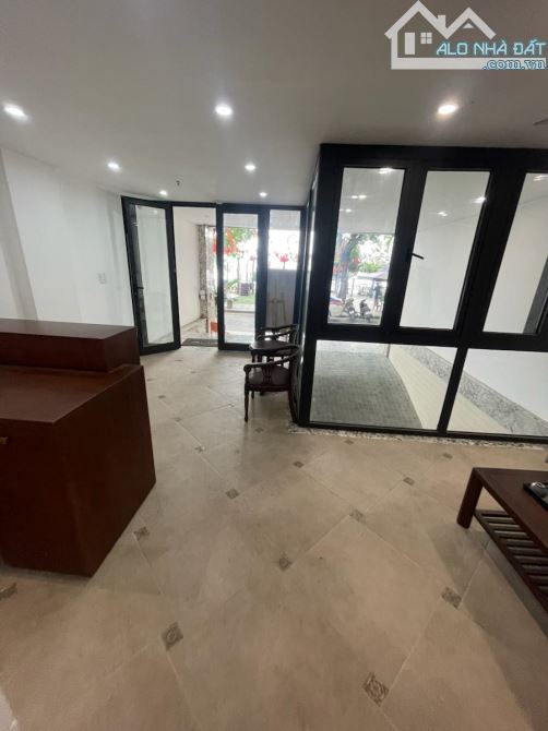 Dòng Tiền Khủng 1 Tỷ/ Tháng - View Hồ Tây - Mặt Tiền 6,6m