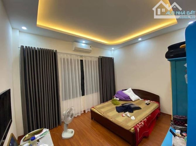 BÁN NHÀ 5 TẦNG 50M2 - HOÀNG QUỐC VIỆT, CẦU GIẤY - GIÁ 12.9 TỶ