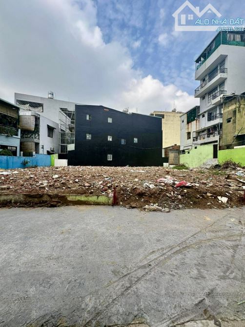 Lô đất 97m² ngang 4,5m, hẻm xe hơi, gần chợ, trường học