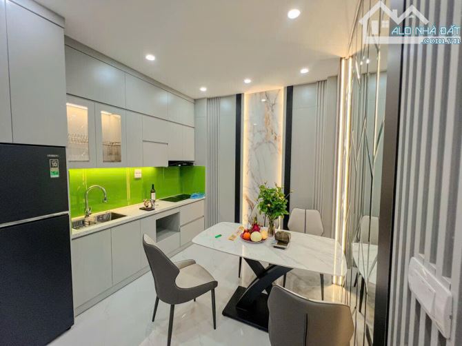 Bán nhà Hòa Bình 7 Minh Khai – Hai Bà Trưng | Nhà đẹp ở ngay, full nội thất, giá 9.2 tỷ