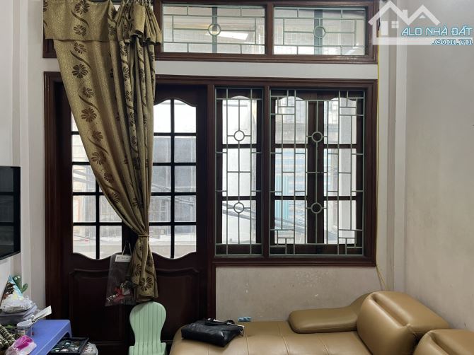 SIÊU PHẨM SÁT VÁCH KTQD , PHỐ VỌNG , 40M2 , LÔ GÓC , NGÕ THÔNG Ô TÔ TRÁNH , HƠN 13 TỶ