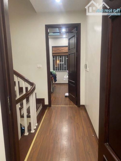 Bán nhà 40m 6 tầng,Trần Bình, Cầu Giấy,sát phố,10.5 tỷ.