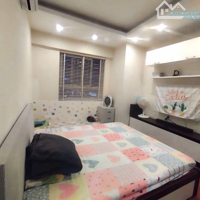 Bán căn hộ 78m2 Tòa Chung cư Sông Hồng Park view -165 Thái Hà - 2N, 2wc - 8,5 tỷ full đồ