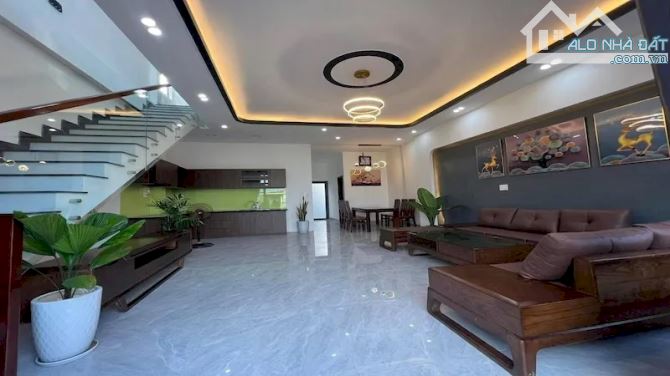 BÁN NHÀ XUÂN DIỆU, NGÕ RỘNG, HAI THOÁNG, CHO THUÊ HAY Ở ĐỀU ĐƯỢC, 43m2, 14,9 TỶ