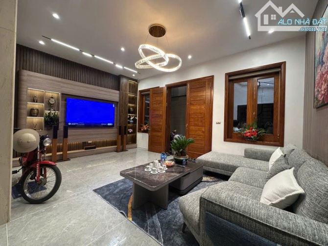 Ô TÔ TRÁNH, phố Bạch Mai, Hai Bà Trưng ,50m2 x 6 tầng THANG MÁY nhỉnh 16 tỷ có TL