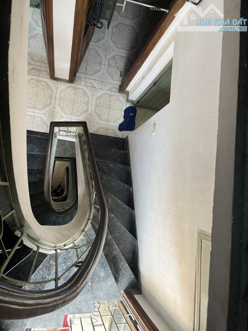 SIÊU PHẨM SÁT VÁCH KTQD , PHỐ VỌNG , 40M2 , LÔ GÓC , NGÕ THÔNG Ô TÔ TRÁNH , HƠN 13 TỶ