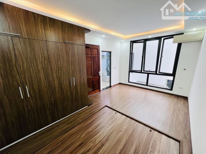 NHÀ ĐẸP - KHƯƠNG ĐÌNH - 38M2*5T - NGÕ NÔNG - KINH DOANH - GẦN PHỐ