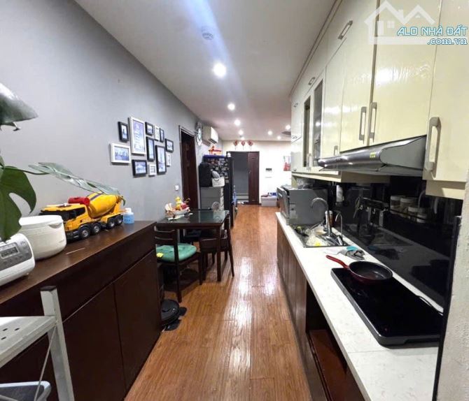 Bán căn hộ 78m2 Tòa Chung cư Sông Hồng Park view -165 Thái Hà - 2N, 2wc - 8,5 tỷ full đồ