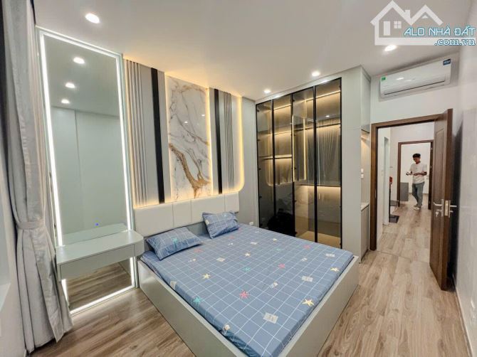 Bán nhà Hòa Bình 7 Minh Khai – Hai Bà Trưng | Nhà đẹp ở ngay, full nội thất, giá 9.2 tỷ