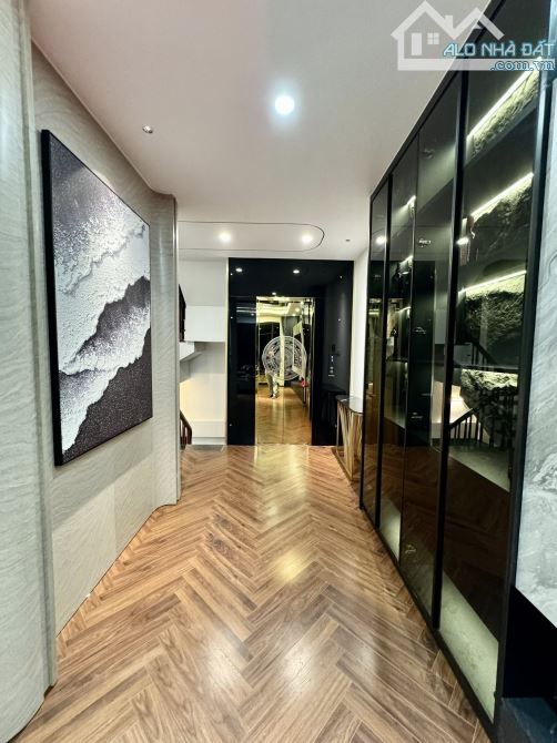 BÁN NHÀ KHƯƠNG ĐÌNH, 50M2**6 TẦNG THANG MÁY, NỘI THẤT CAO CẤP, VIEW TRIỆU ĐÔ, HÀNG HIẾM!!!